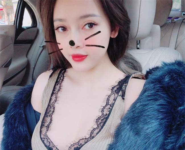 ban gai cu xinh nhu mong, goi cam cua le hieu di thi hoa hau hinh anh 14