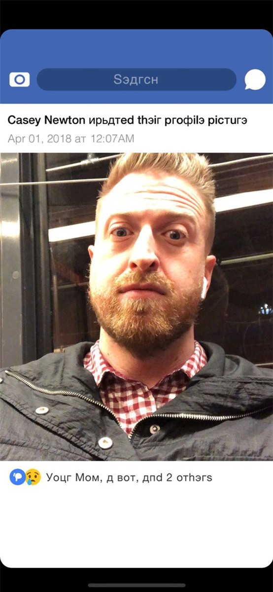 Trò đùa Cá tháng Tư của Snapchat nhắm đến đối thủ Facebook.