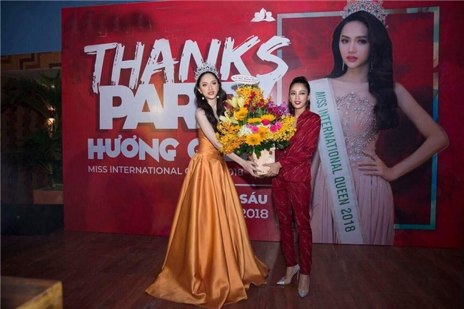 man dap tra cuc ky khon kheo cua huong giang khi bi nhiep anh gia to vo on - 4