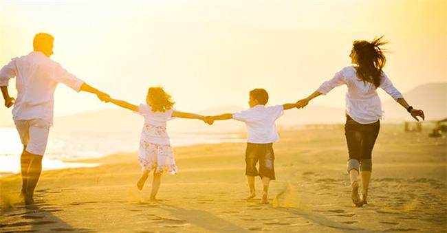 Hãy dạy con biết tự lập từ sớm bằng việc thường xuyên nói 3 câu này - Ảnh 3.