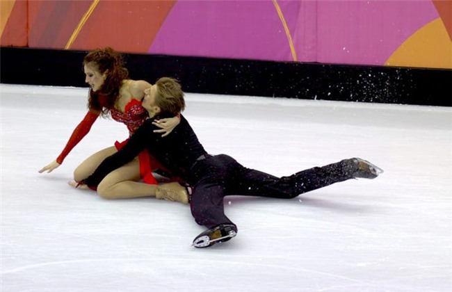 Những biểu cảm ‘khó đỡ’ trong môn trượt băng nghệ thuật trên Thế Giới - Ảnh 11.