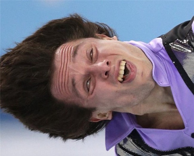 Những biểu cảm ‘khó đỡ’ trong môn trượt băng nghệ thuật trên Thế Giới - Ảnh 7.