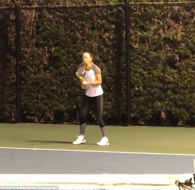 Con trai Beckham đấu tennis với tay vợt nữ số 2 thế giới - Ảnh 3.
