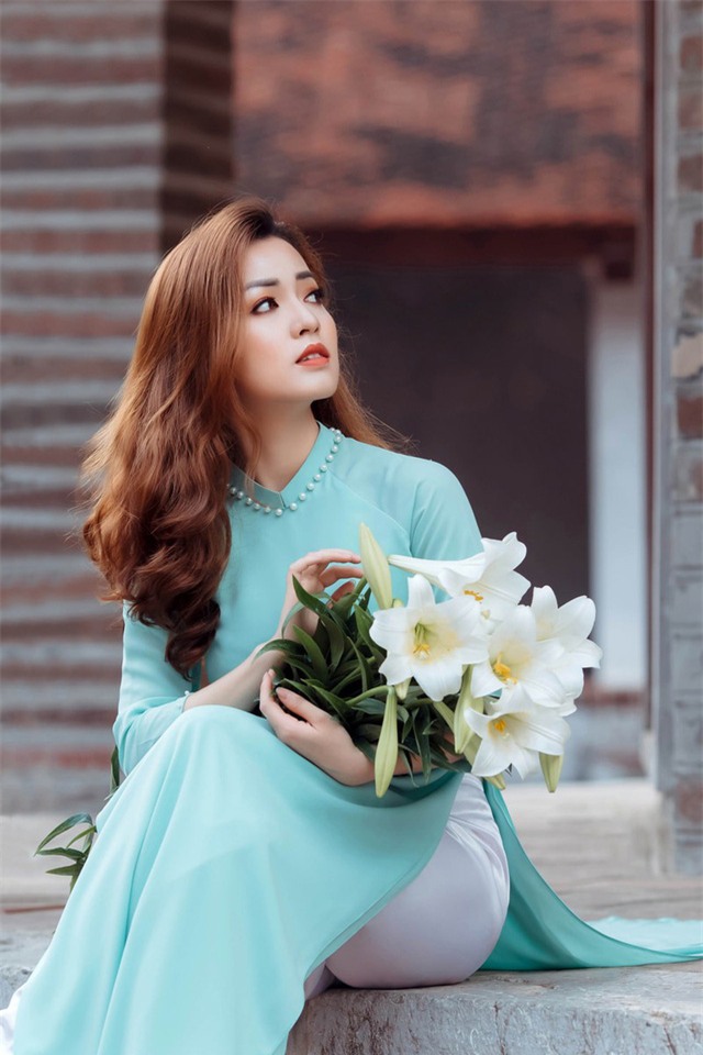 Hồ Phương Liên nhận được hơn 11 nghìn lượt theo dõi trên mạng xã hội. Cô tâm sự: “Mình cũng rất bất ngờ khi nhận được nhiều sự yêu thương như vậy từ mọi người. Trong thời gian tới mình muốn tập trung nhiều cho việc học và những dự định tương lai, mong là mọi thứ sẽ suôn sẻ như ý nguyện”.
