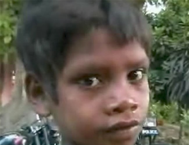 Câu chuyện về kẻ giết người hàng loạt nhỏ nhất mọi thời đại, 7 tuổi đã sát hại 3 em bé, trong đó có cả em gái mình - Ảnh 1.