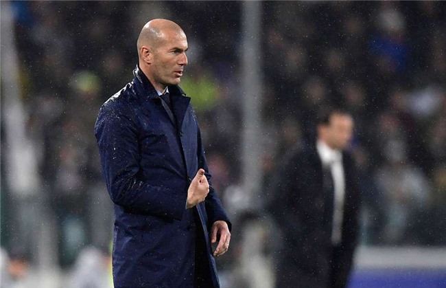 Buffon giơ ngón tay cái, khẳng định Ronaldo là số 1 - Ảnh 6.