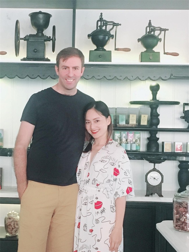 Hình ảnh Lan Phương nhỏ bé nhưng luôn hạnh phúc bên chồng Tây cao 2m - Ảnh 9.