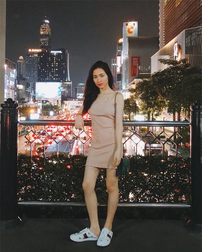 Vóc dáng nhỏ nhắn không phải là rào cản, 4 mỹ nhân này vẫn lên đồ đầy nữ tính và trẻ trung đẹp miễn bàn - Ảnh 14.