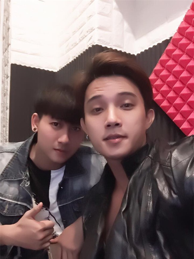 2 hotboy Hải Phòng song ca 4 triệu lượt xem: Cuối clip em bị đánh là thật - Ảnh 5.