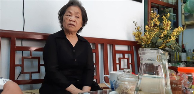 Hà Nội: Nỗi đau của gia đình bảo vệ siêu thị ngã xuống đất tử vong sau khi giằng co chiếc ô che nắng với dân phòng - Ảnh 3.