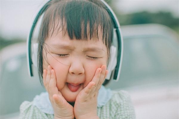 nhung guong mat banh bao sieu dang yeu khien ai cung muon cung nung - 6