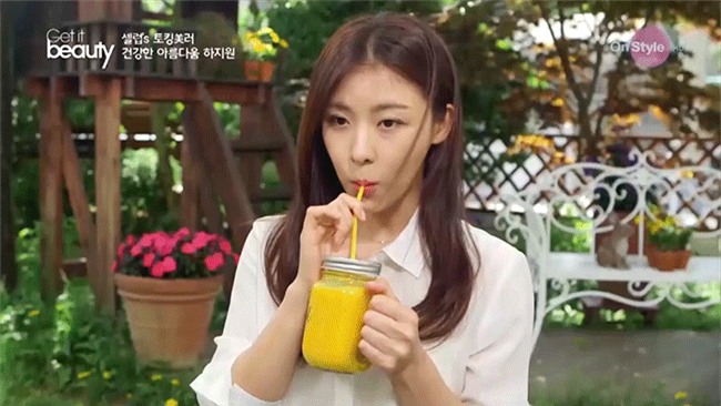 Dù đã bước sang tuổi 40 nhưng Ha Ji Won có bí quyết gì mà vẫn trẻ trung như gái đôi mươi? - Ảnh 6.