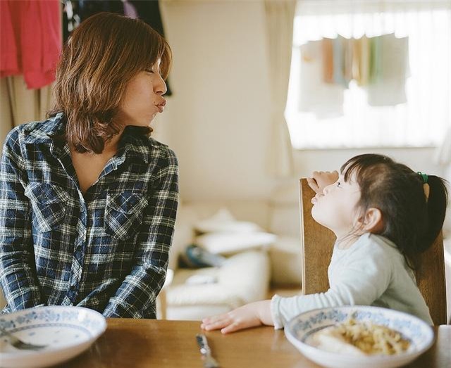 dung noi "gioi qua!", hay nho 4 cau khen nay, nghe xong con cang co gang, khong tu man - 2
