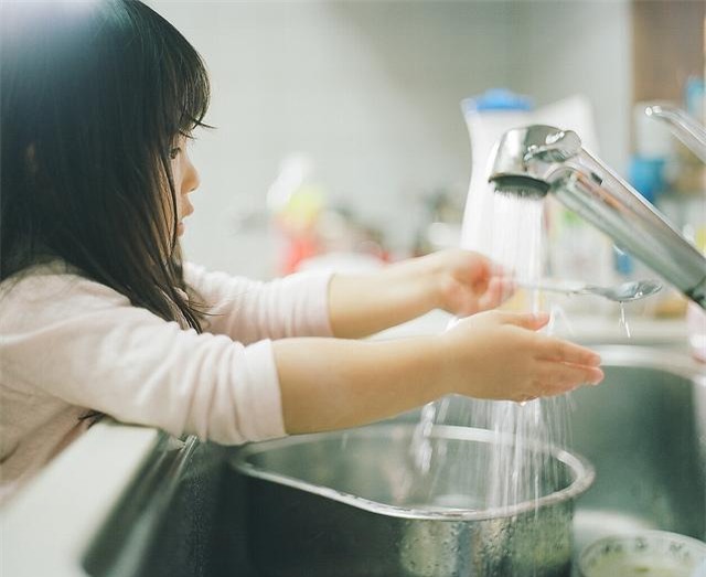 dung noi "gioi qua!", hay nho 4 cau khen nay, nghe xong con cang co gang, khong tu man - 3