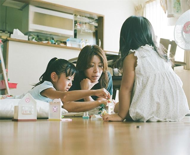 dung noi "gioi qua!", hay nho 4 cau khen nay, nghe xong con cang co gang, khong tu man - 5