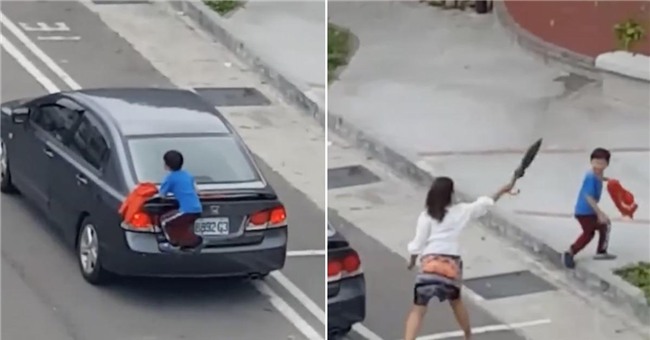 ba me duoi con, lai xe di mac cau be gao khoc