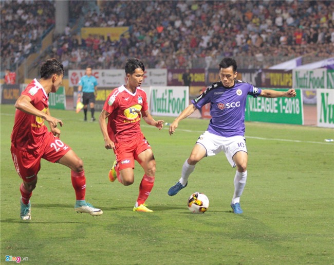 Quang Hai, Van Quyet de lai dau an trong ngay hang cong HAGL im lang hinh anh 4