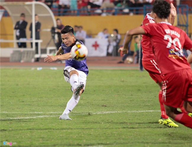 Quang Hai, Van Quyet de lai dau an trong ngay hang cong HAGL im lang hinh anh 7