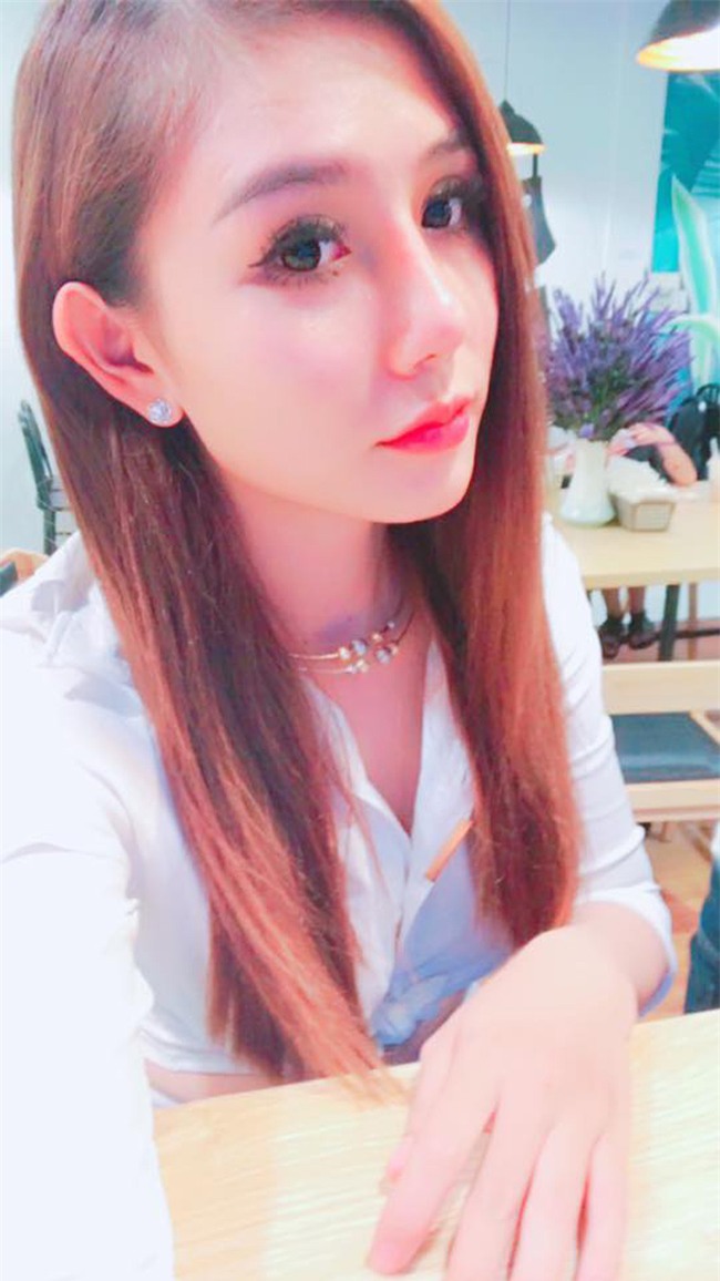 "sieu vong 3" can tho va dan nguoi dep me xe he ra duong la gay chu y hinh anh 9