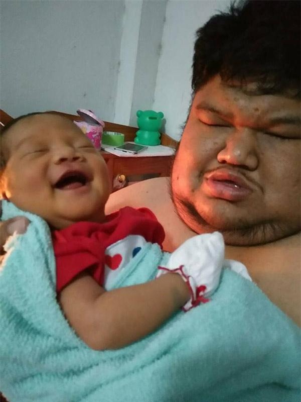 cap doi "chong xau, vo xinh" dinh dam da len chuc bo me, ai nhin mat con cung tram tro - 5