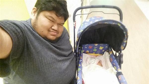 cap doi "chong xau, vo xinh" dinh dam da len chuc bo me, ai nhin mat con cung tram tro - 6