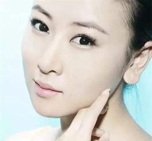 3 đặc điểm trên khuôn mặt để nhận diện đây là phụ nữ có số vượng phu, phúc đức dồi dào, chồng nào cưới được hưởng phước suốt đời - Ảnh 2.