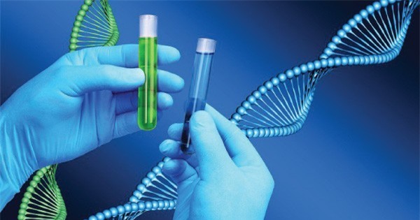 Đi xét nghiệm ADN, người phụ nữ phát hiện bí mật không ngờ về bác sĩ chữa hiếm muộn của mẹ cách đây hơn 30 năm - Ảnh 1.