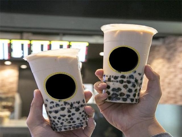 bi hai chang trai quyet chia tay voi ban gai chi vi co...nghien tra sua - 1