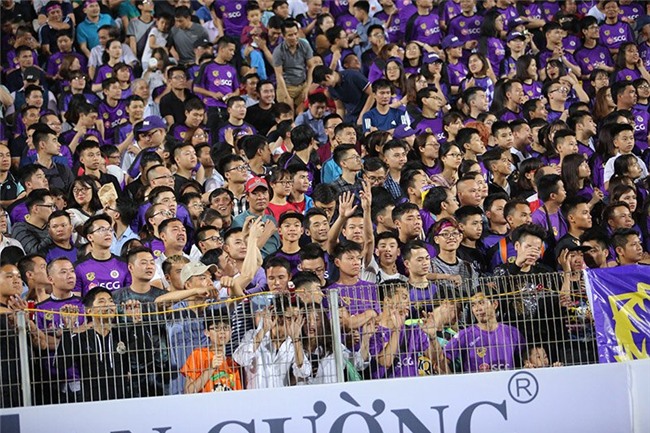 Hàng Đẫy thành chảo lửa: Bầu Hiển được đền đáp?