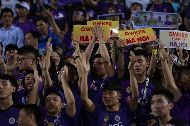 Hàng Đẫy thành chảo lửa: Bầu Hiển được đền đáp?