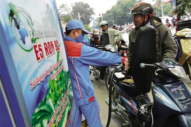 Giá xăng dầu,giá xăng,thuế xăng