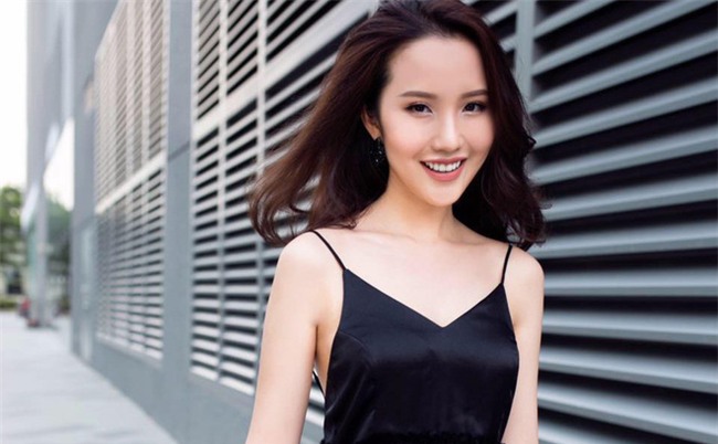 Cận cảnh vẻ sành điệu và gia thế 