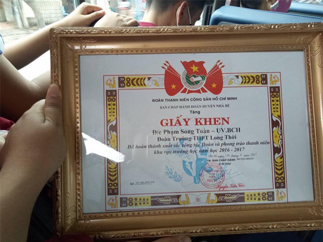 Những điều tuyệt vời mà Song Toàn để lại cho THPT Long Thới sau khi chuyển trường vì cô giáo "im lặng" - Ảnh 4.