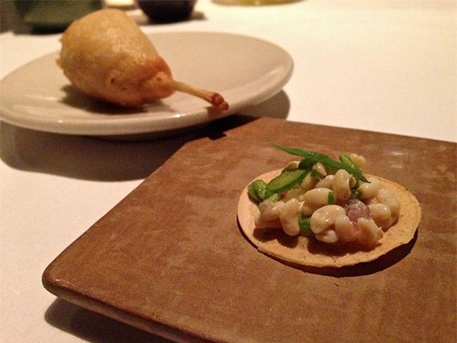 khoc thet voi nhung dac san con trung tai "thanh pho cua nhung cung dien" - 1