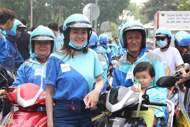 Tai xe Uber: Toi qua chung toi thuc trang cho ung dung nay 'mat tich' hinh anh 3