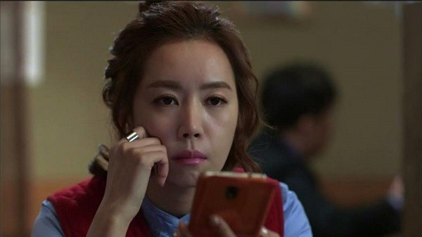 Tiễn con gái đi du học thế nhưng từ sân bay trở về, khi vào facebook, tôi thật sốc khi nhìn thấy tất cả sự thật - Ảnh 2.