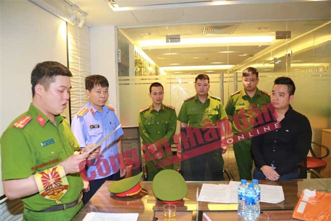 bat khan cap 1 giam doc dn trung gian thanh toan trong duong day danh bac rikvip - 4