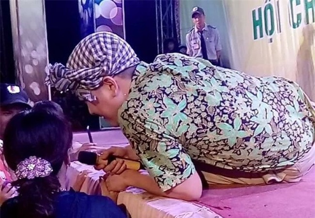 Trường Giang và Nhã Phương bị đồn trục trặc tình cảm