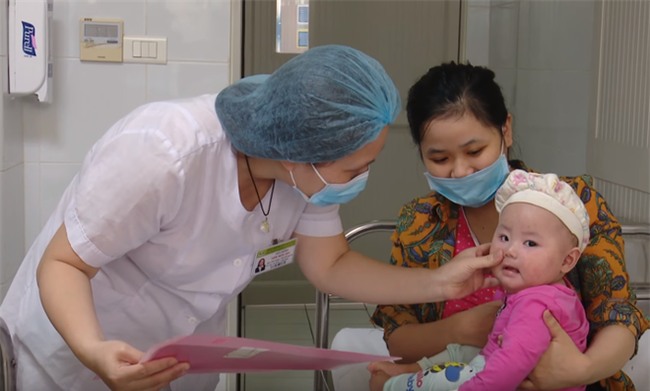 Bác sĩ nhắc phụ huynh có trẻ nhỏ phát ban toàn thân, sốt ≥ 39°C- 40°C hết sức lưu ý-1