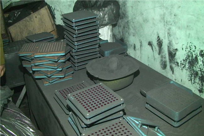 Rùng mình quy trình chế củi tre thành thuốc trị ung thư