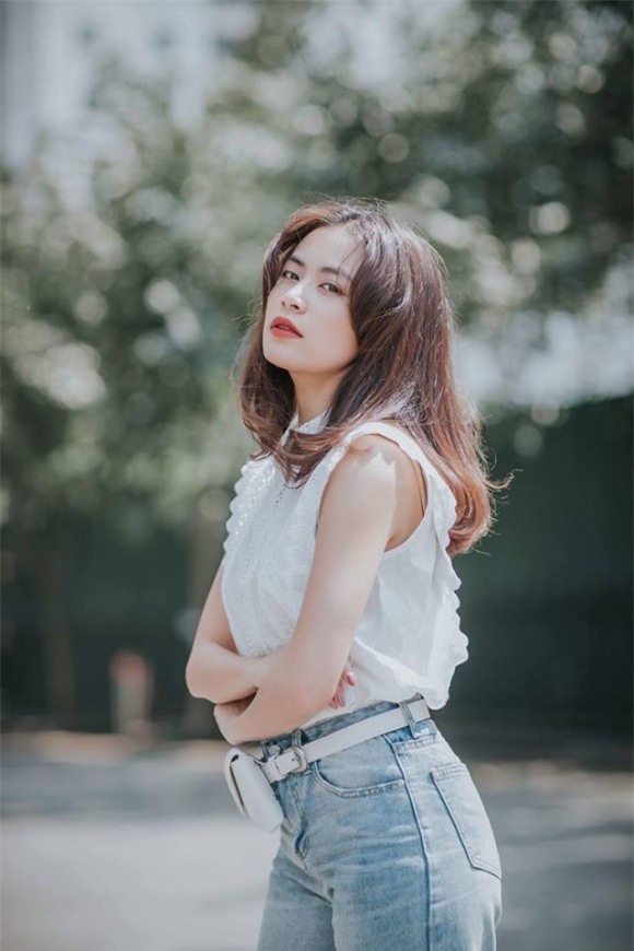 Hoàng Thùy Linh, ca sĩ, sao Việt