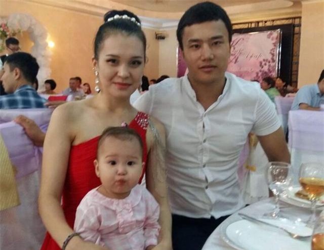 dau long con gai 3 tuoi chung kien canh me bi thang may kep chet tuc tuoi ngay truoc mat - 2