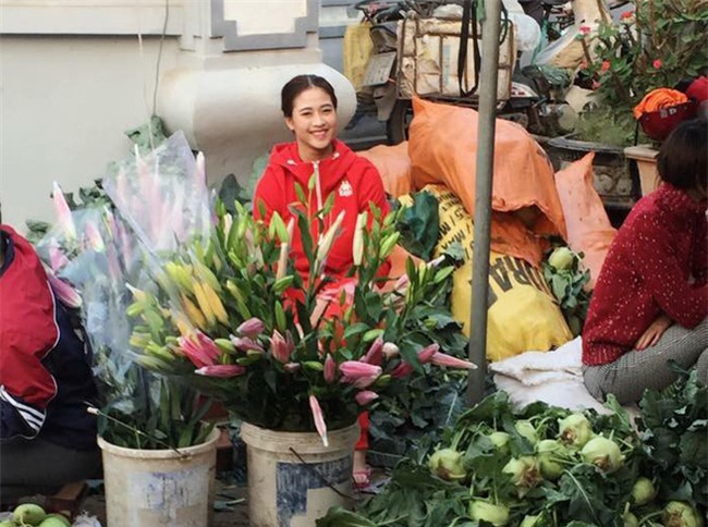 Tâm sự của nữ sinh Nam Định xinh đẹp từng theo bố đẩy xe rác khắp Hà Nội, bươn chải kiếm tiền ăn học - Ảnh 4.