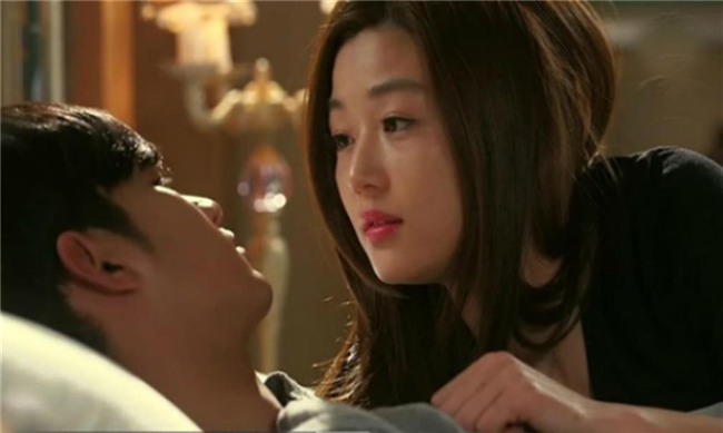 yeu tham ban than da lau, co gai "up sot" cho co bau de ep ban chia tay nguoi yeu - 1