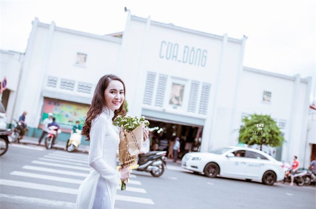 Cô giáo tiếng Nhật xinh đẹp như hot girl khiến sinh viên đi học chẳng muốn về - Ảnh 2.