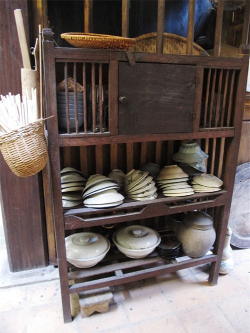 Cư dân mạng khoe của hiếm: Những cái chạn bát tuổi đời vài thập kỷ mà vẫn xài tốt - Ảnh 5.