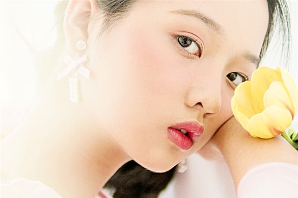 Sao nhí 'Tôi thấy hoa vàng trên cỏ xanh' khoe vẻ đẹp trong veo,xinh như thiên thần 2