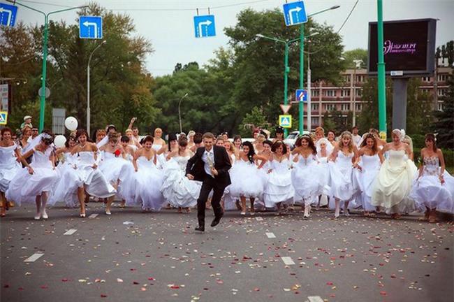 khi hai ho xem xong anh cuoi "cuoi ra nuoc mat" hinh anh 2