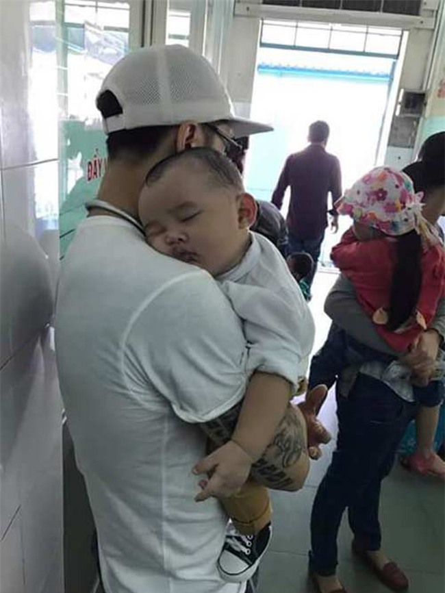 Sao nam Việt: Từng là soái ca "sát gái" hô biến thành "ông bố bỉm sữa" đảm đang - Ảnh 6.