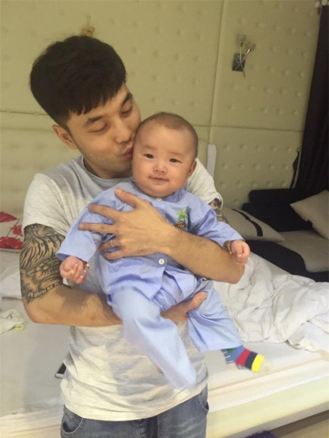 Sao nam Việt: Từng là soái ca "sát gái" hô biến thành "ông bố bỉm sữa" đảm đang - Ảnh 6.